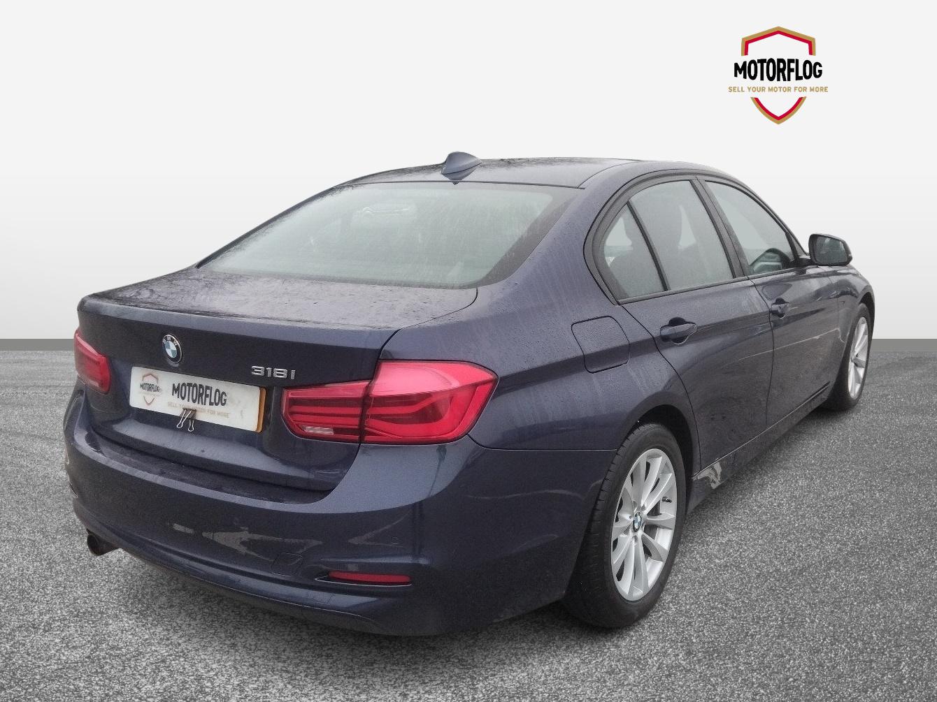 Bmw 318i SE - Image 5