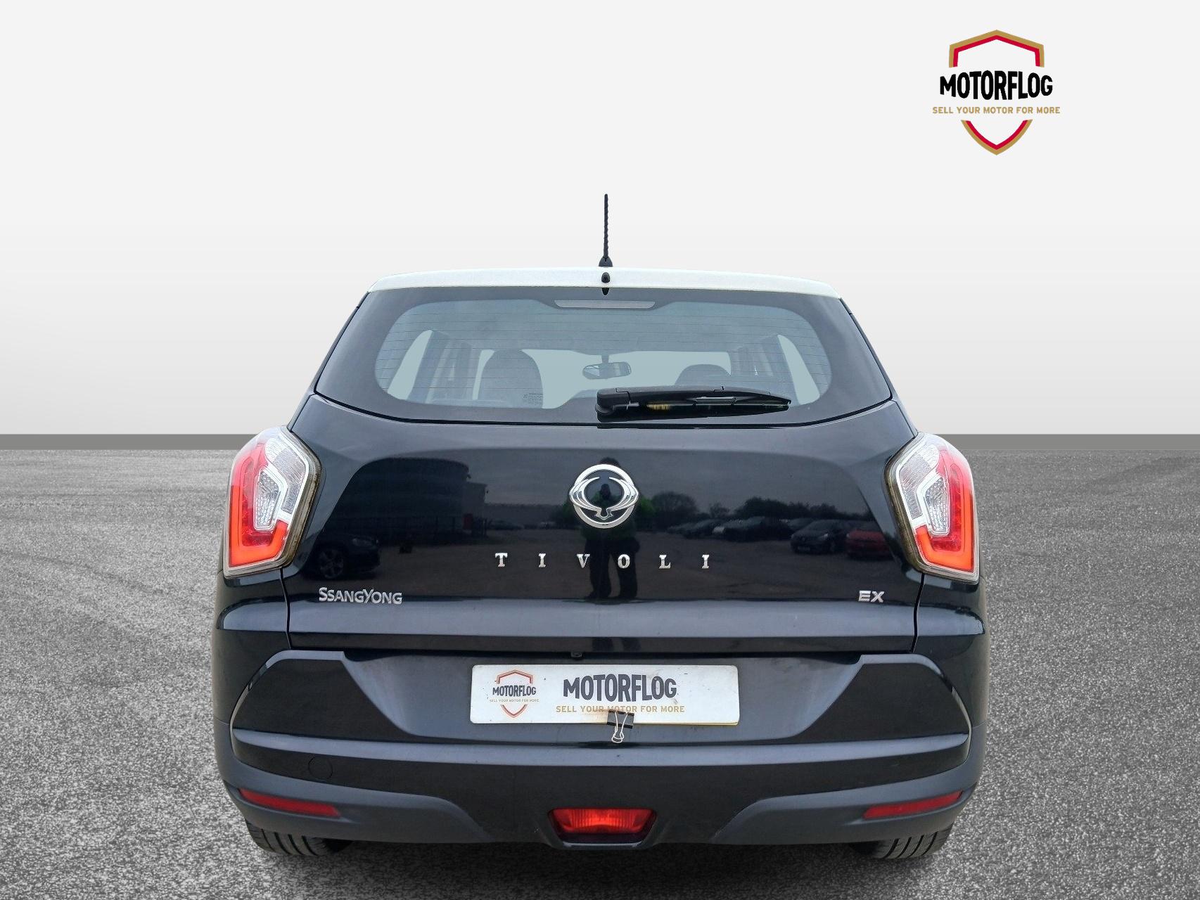 Ssangyong Tivoli EX - Image 7