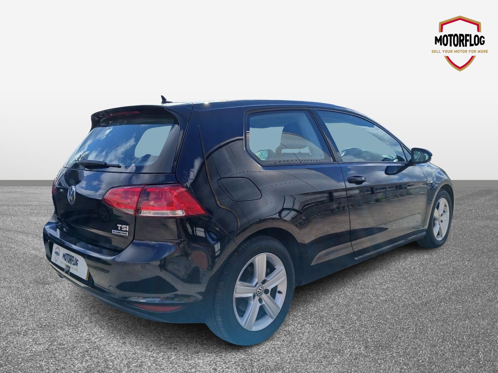Volkswagen Golf Match Edition Tsi Bluemotion - Image 5