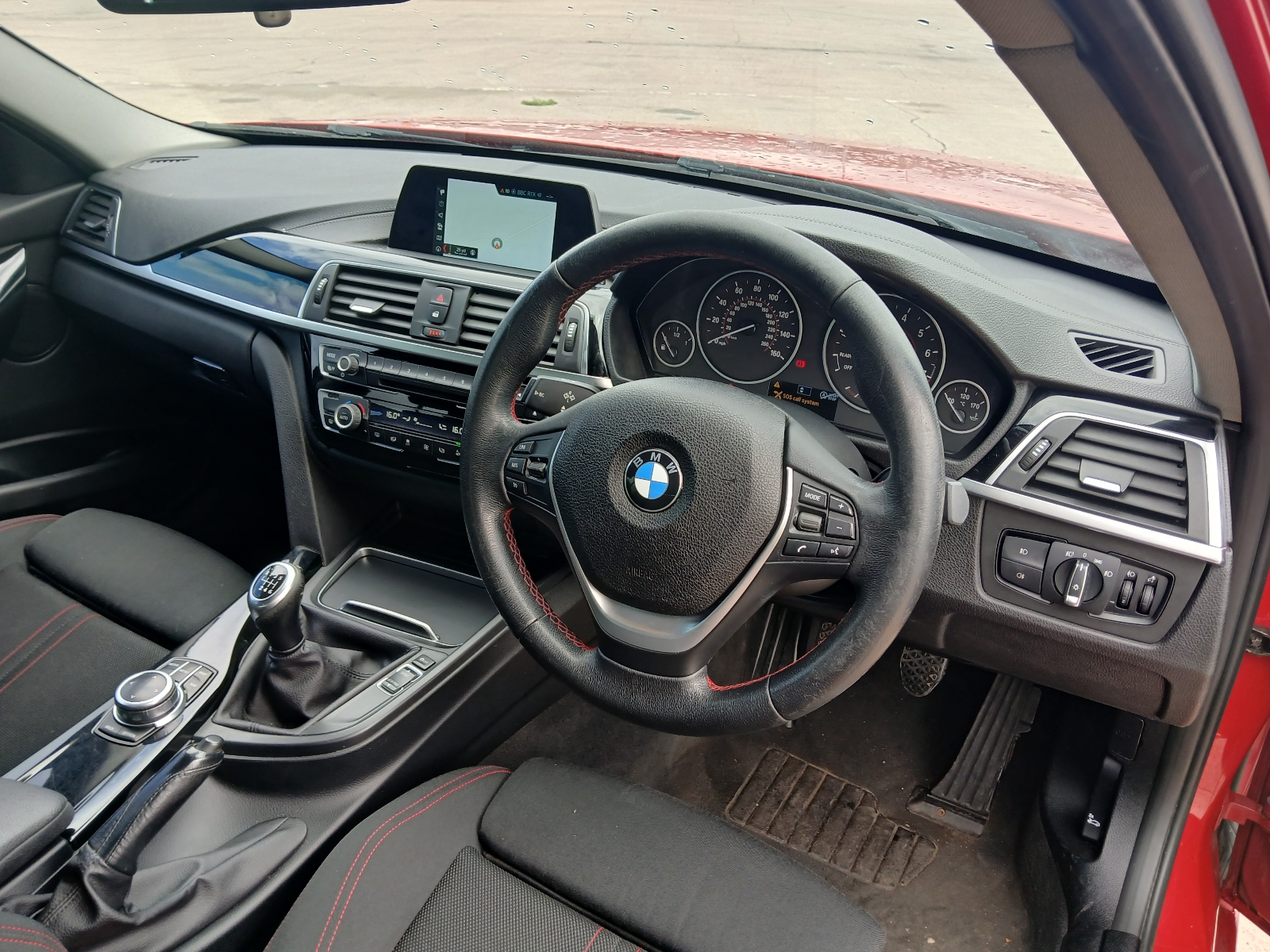Bmw 318i Sport - Image 8