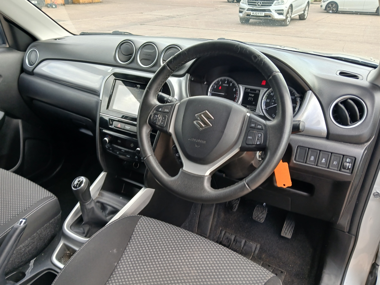 Suzuki Vitara Sz-t - Image 8