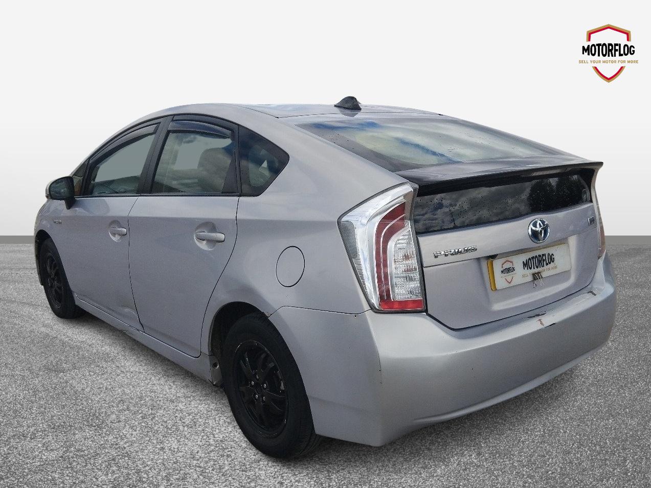 Toyota Prius Hybrid - Image 3