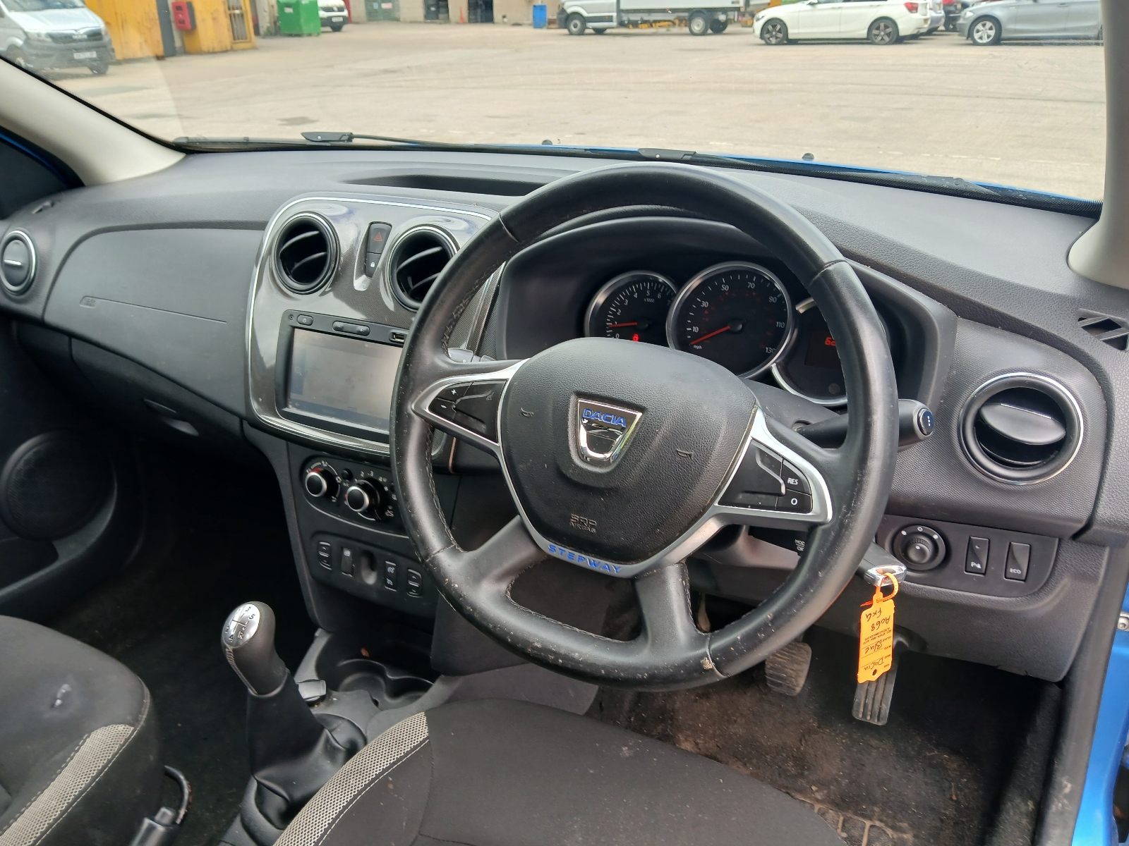 Dacia Logan MCV Stepway Comfort Tce - Image 8