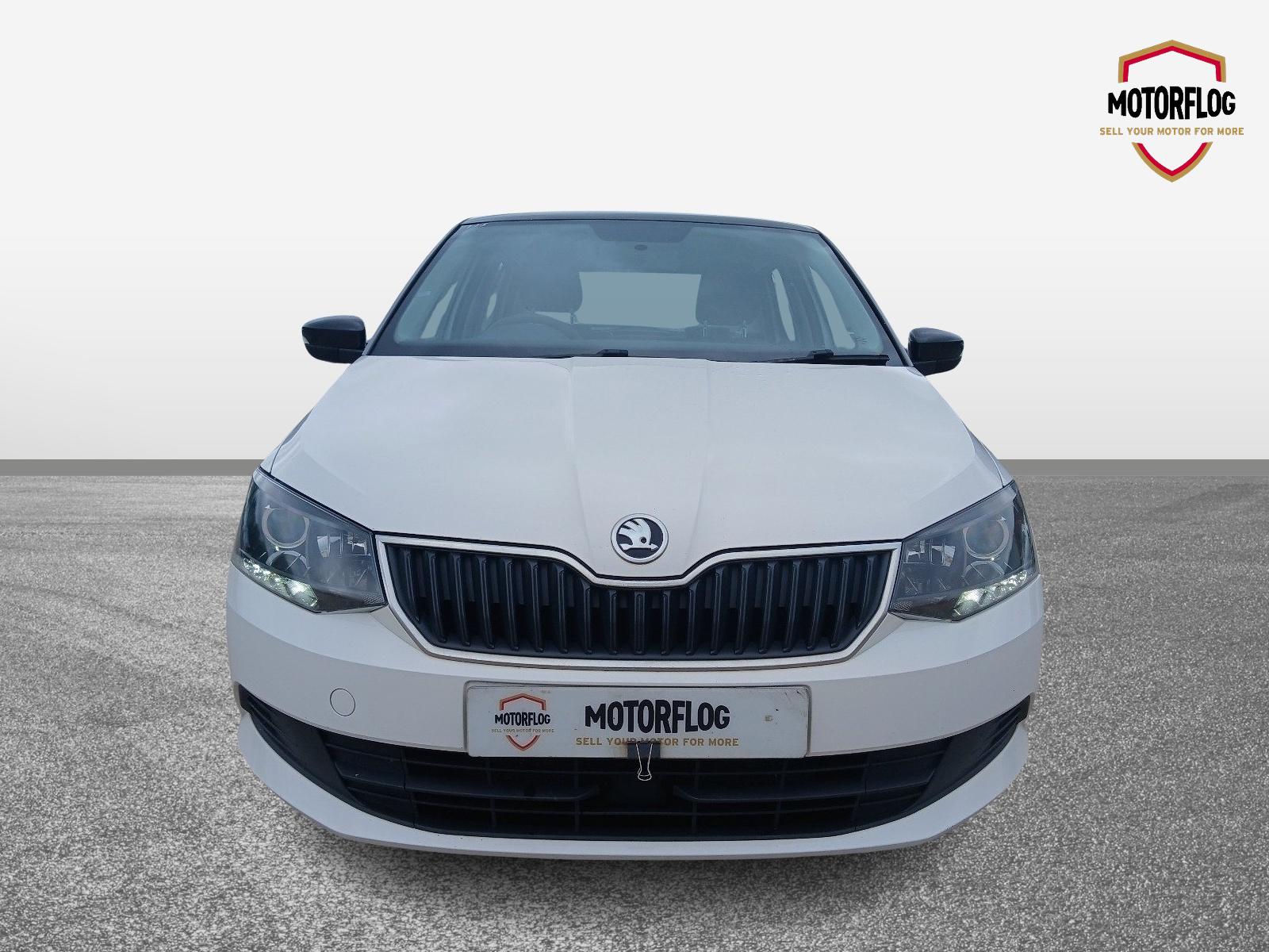 Skoda Fabia Colour Edition Tsi - Image 6
