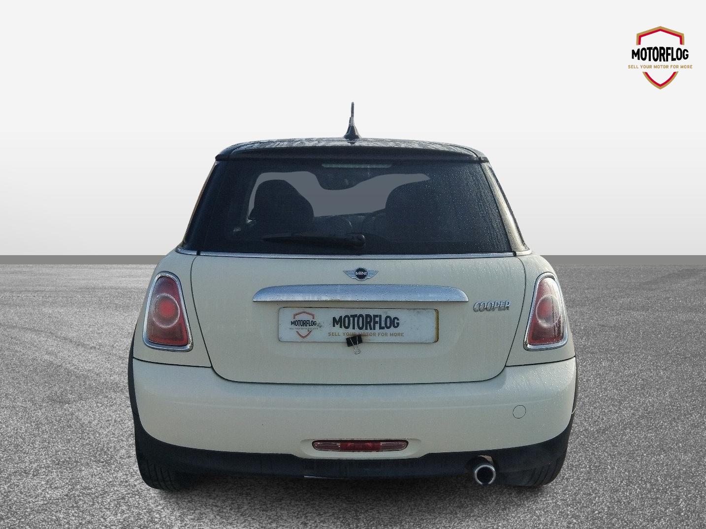 Mini Cooper D - Image 7