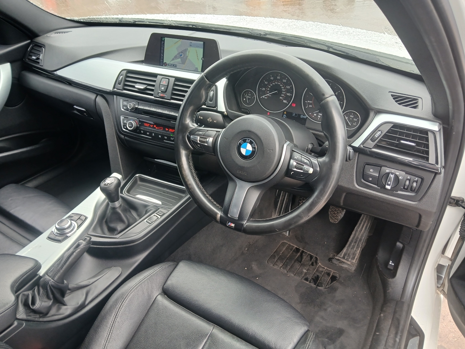 Bmw 320d M Sport - Image 8