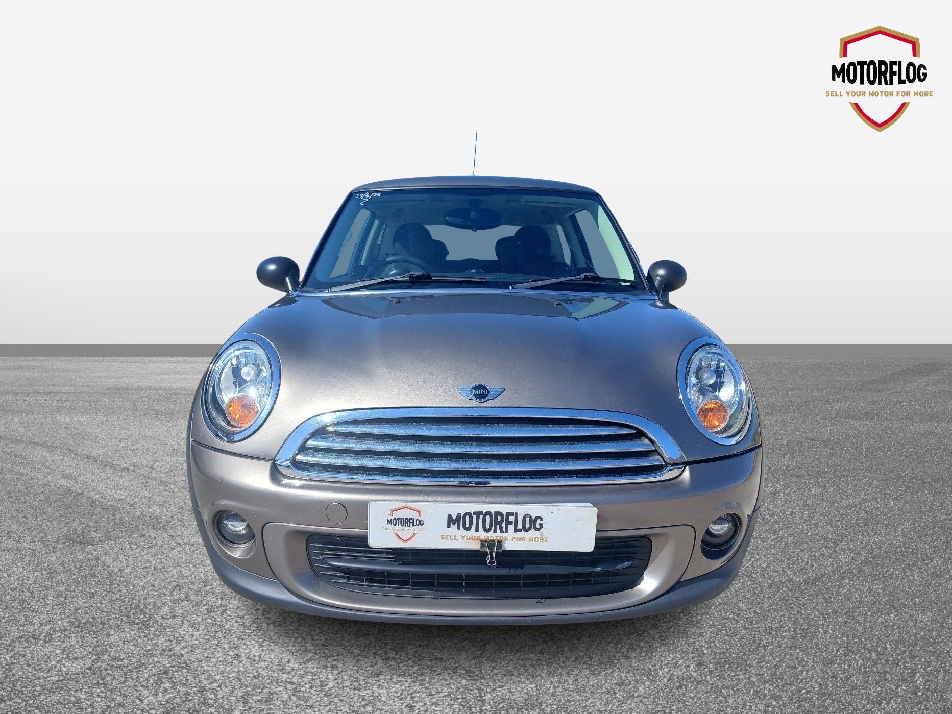 Mini One - Image 6
