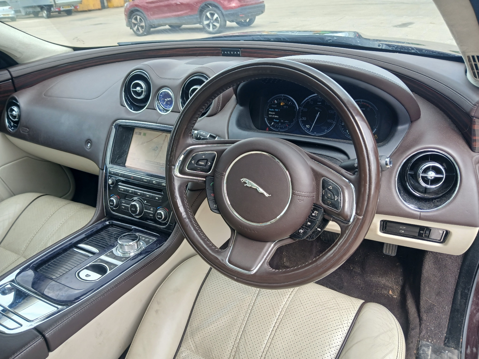 Jaguar Xj Portfolio V6 D Auto - Image 8