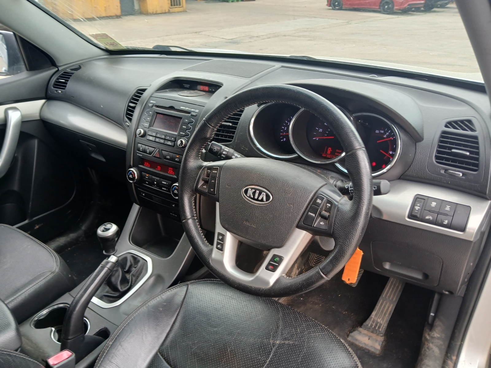 Kia Sorento Kx-3 Crdi 4x4 - Image 8