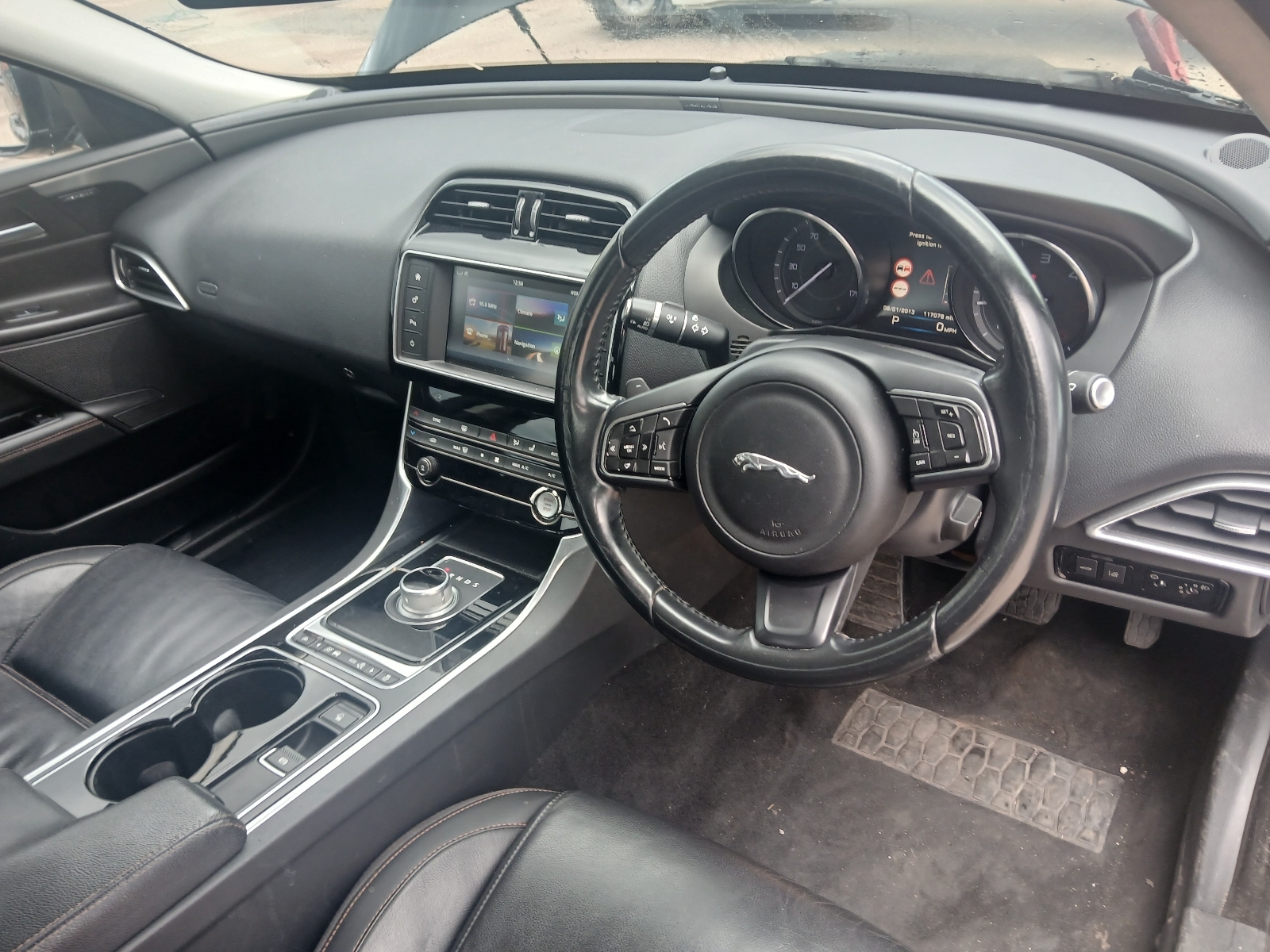 Jaguar Xe Prestige D Auto - Image 8