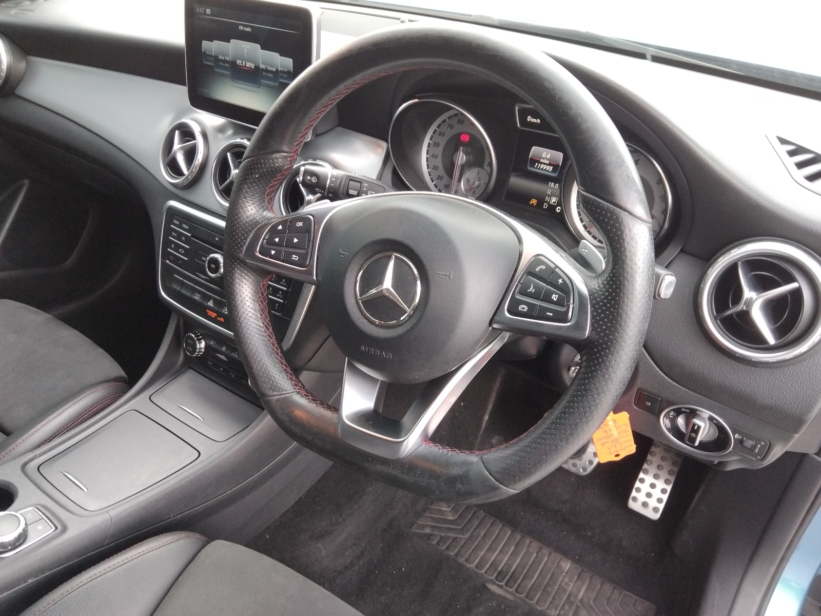 Mercedes-Benz Gla 200 D AMG Line Auto - Image 8