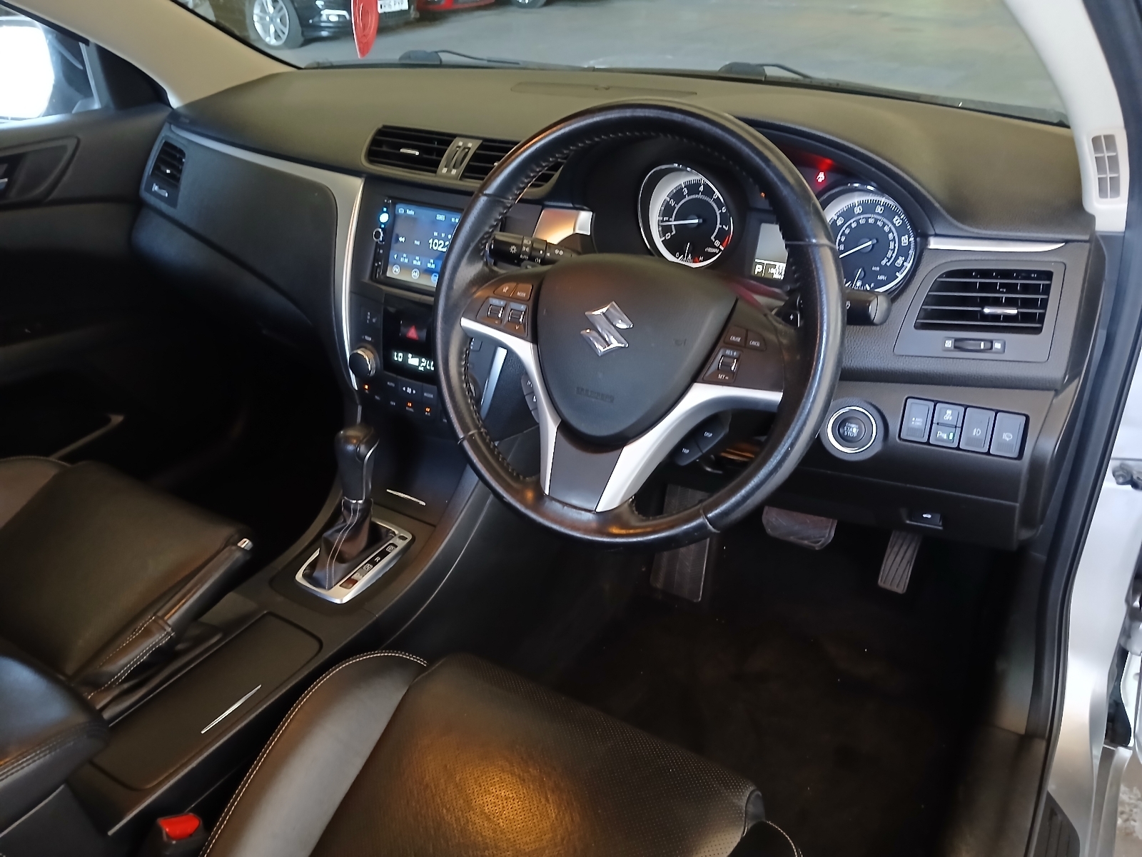 Suzuki Kizashi Sport CVT - Image 8