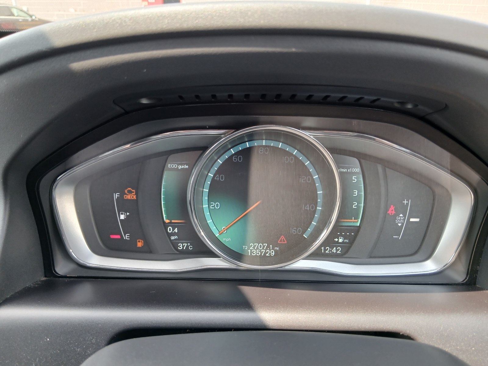 Volvo Xc60 R-design Luxury Nav D4 - Image 11