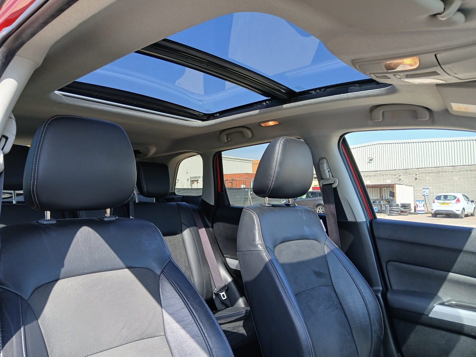 Suzuki Vitara SZ5 Ddis Allgrip - Image 8