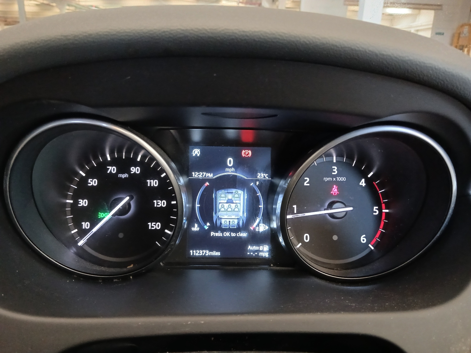 Land Rover Discovery Sport SE Tech TD4 - Image 11