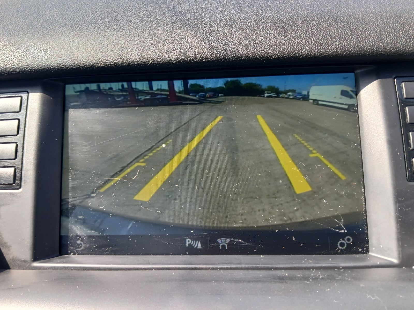 Land Rover Discovery Sport Black HSE TD4 Auto - Image 13