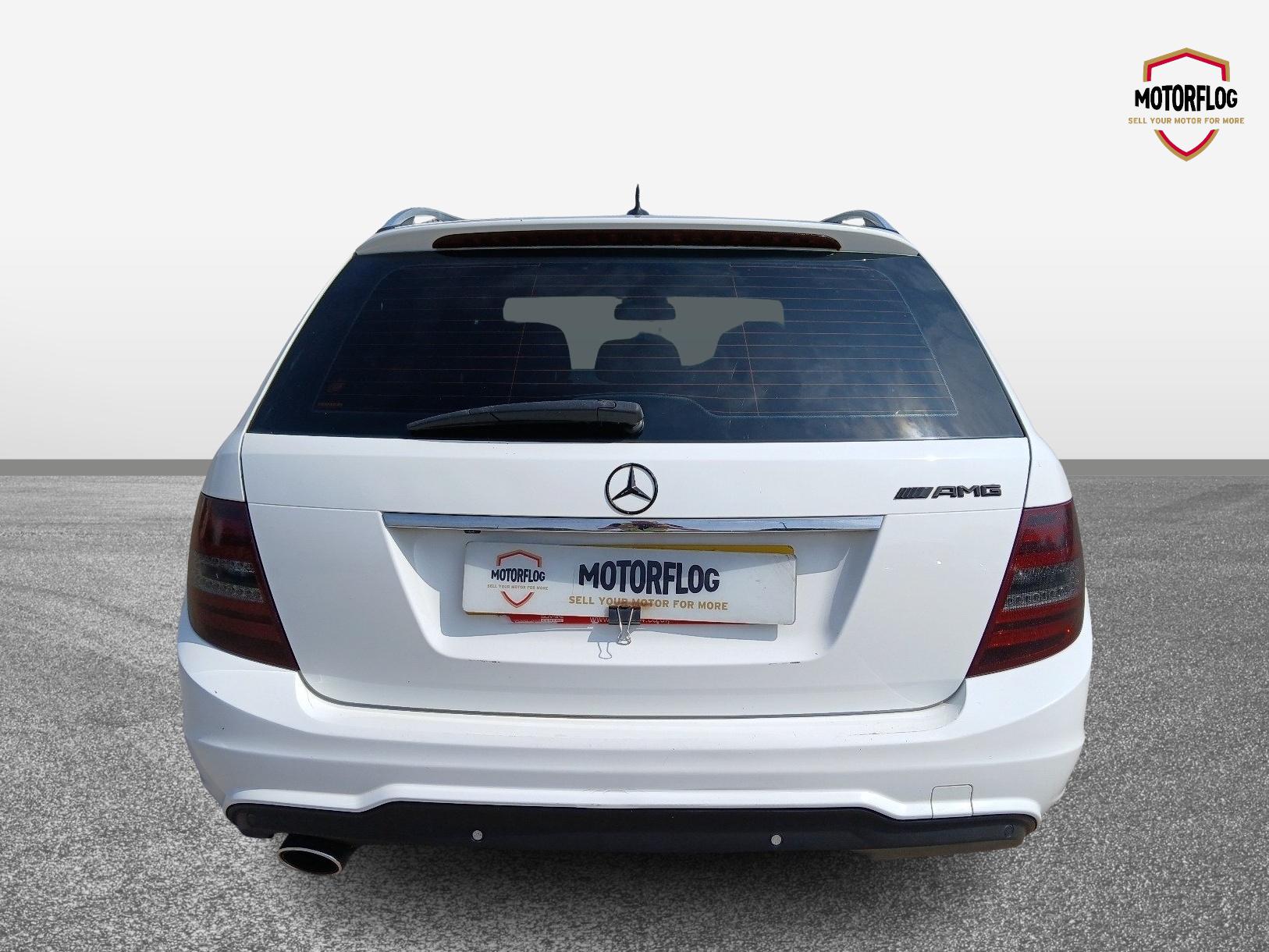 Mercedes-Benz C220 AMG Sport Edition Premium+ Cdi Auto - Image 7