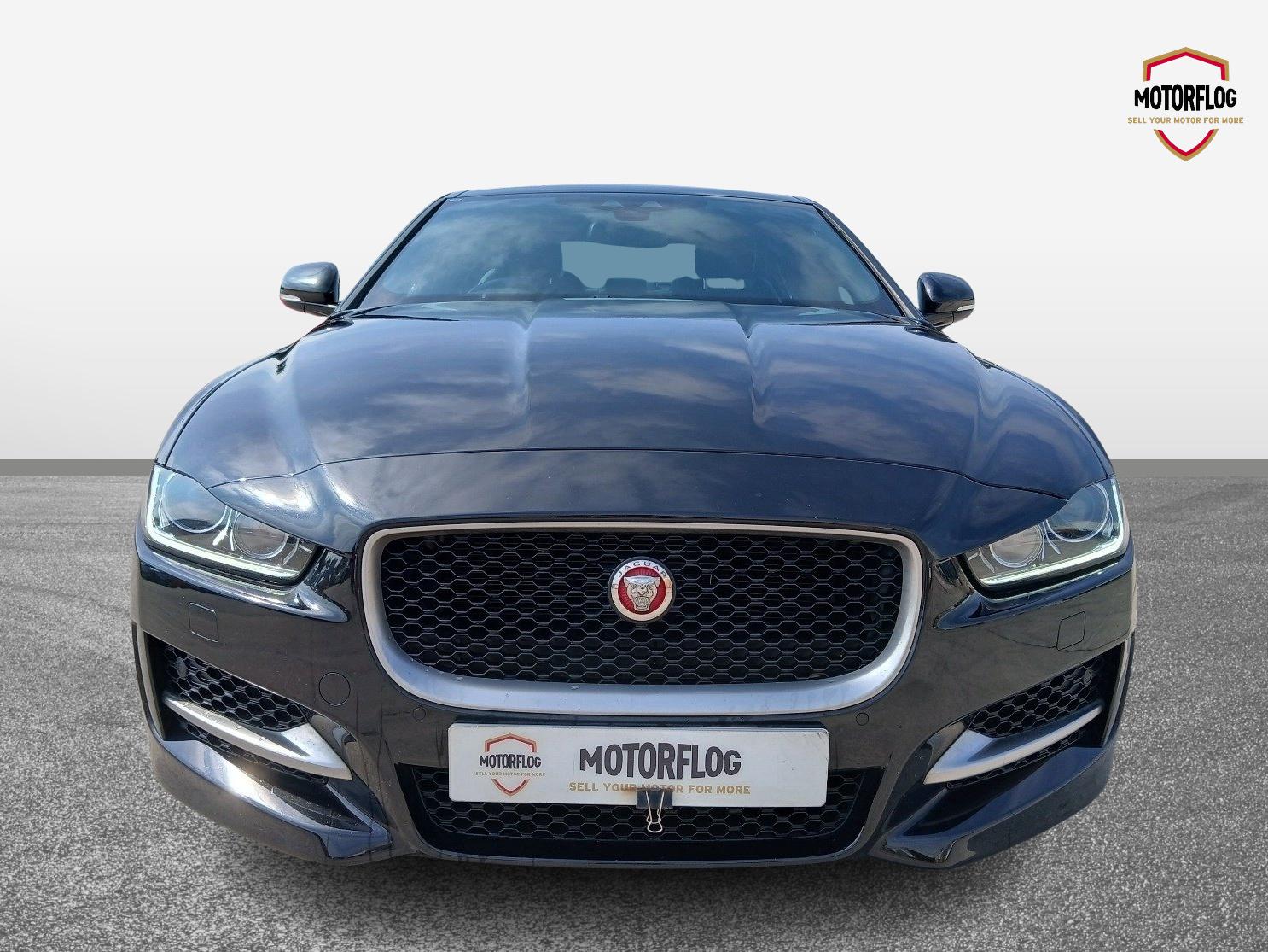 Jaguar Xe R-sport D AWD Auto - Image 6