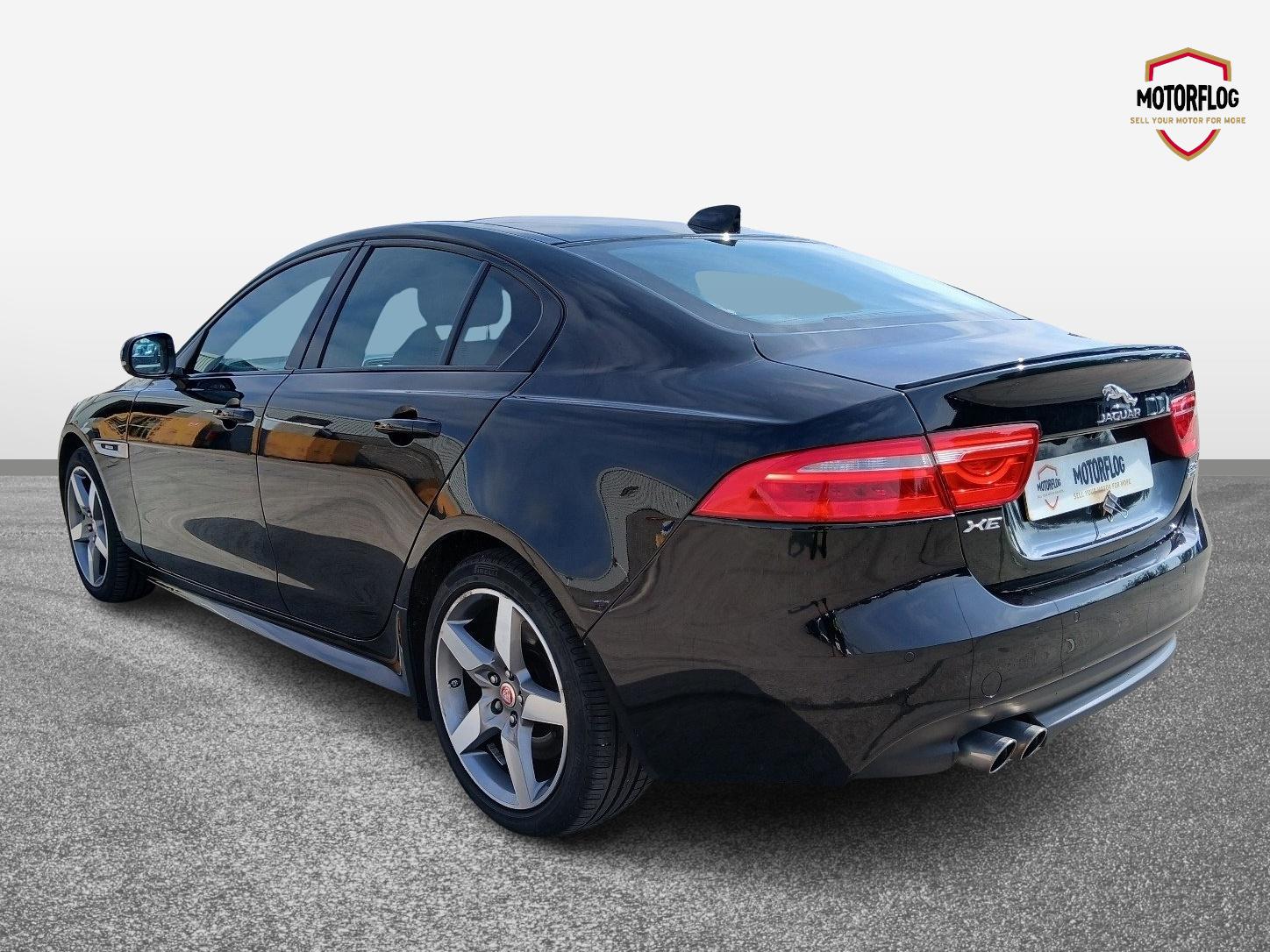 Jaguar Xe R-sport D AWD Auto - Image 3
