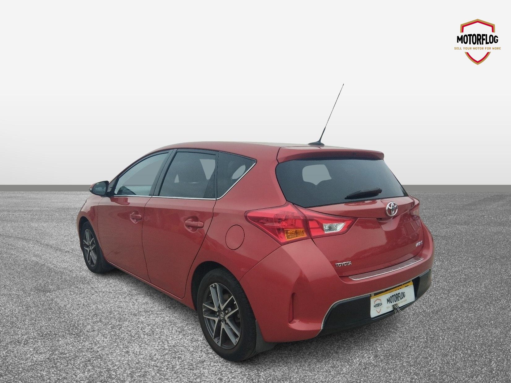 Toyota Auris Icon+ Dual Vvt-i - Image 3