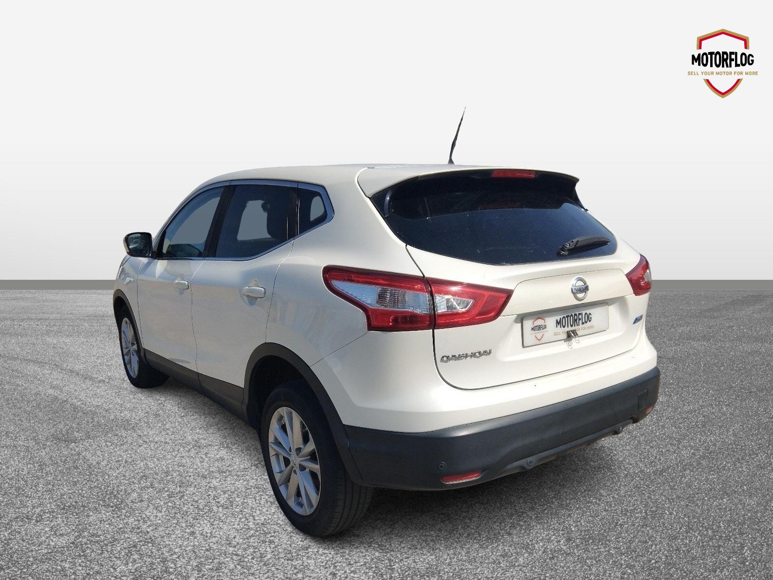 Nissan Qashqai Acenta Premium Dci CVT - Image 3