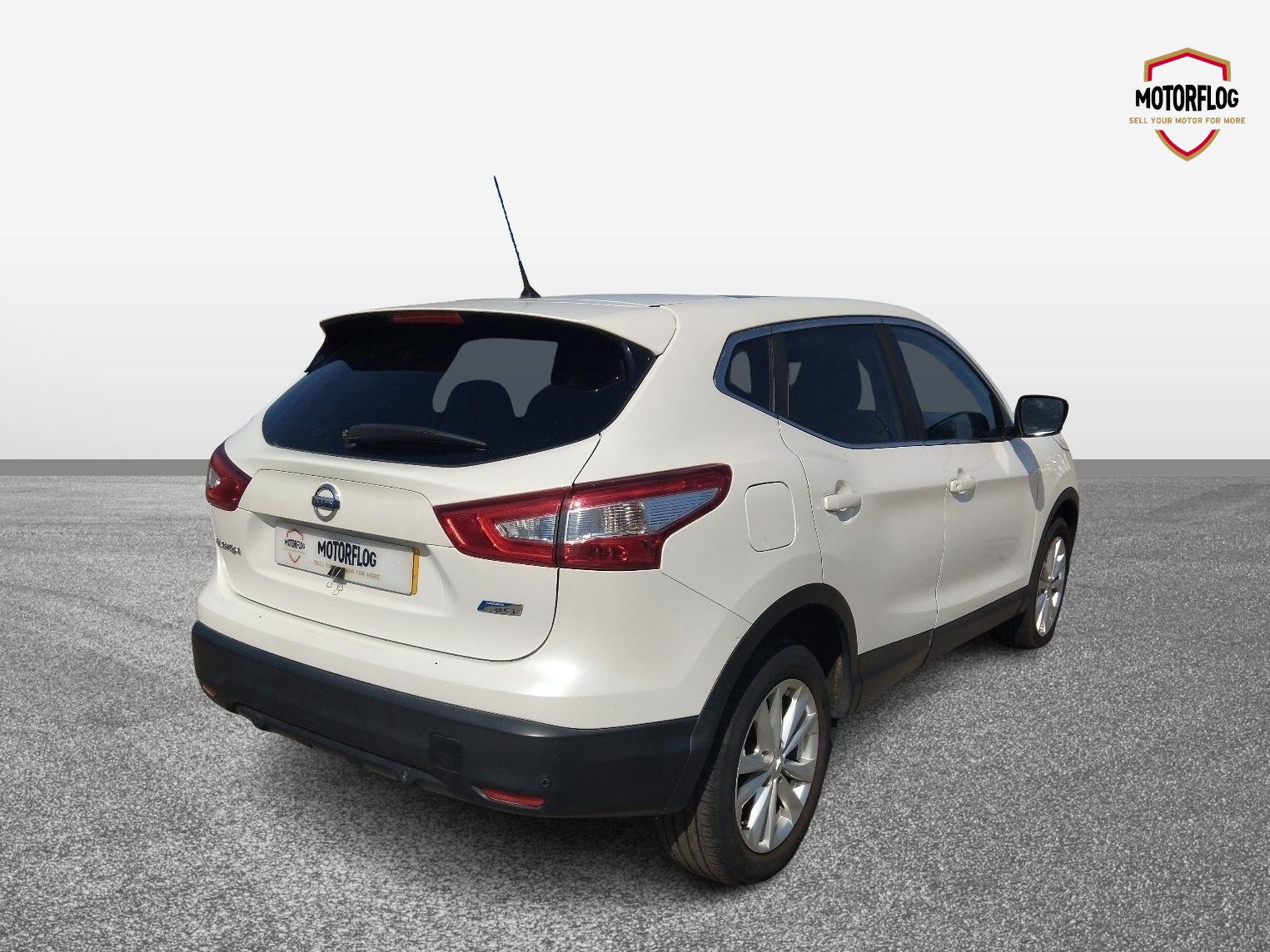 Nissan Qashqai Acenta Premium Dci CVT - Image 5