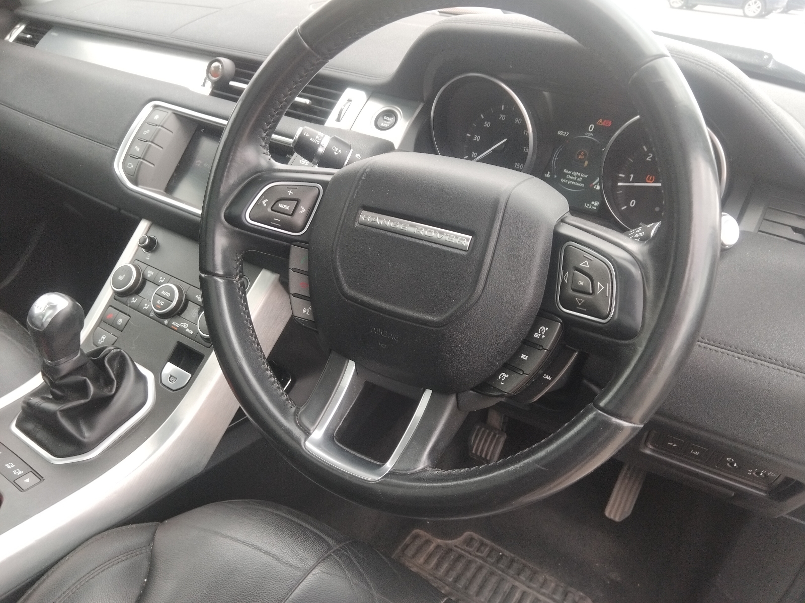 Land Rover Range Rover Evoque SE TD4 - Image 8