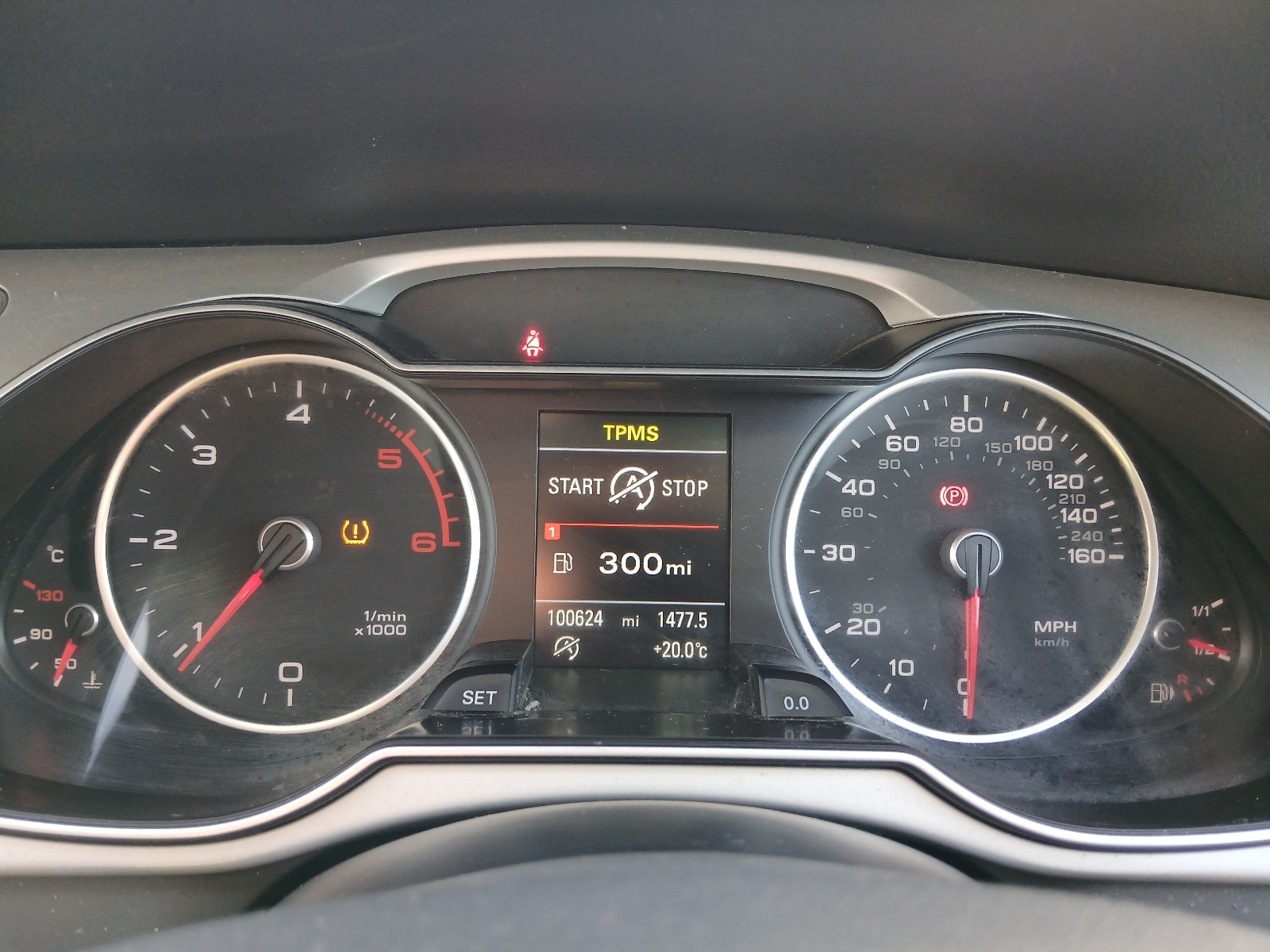 Audi A4 SE Technik TDI - Image 9
