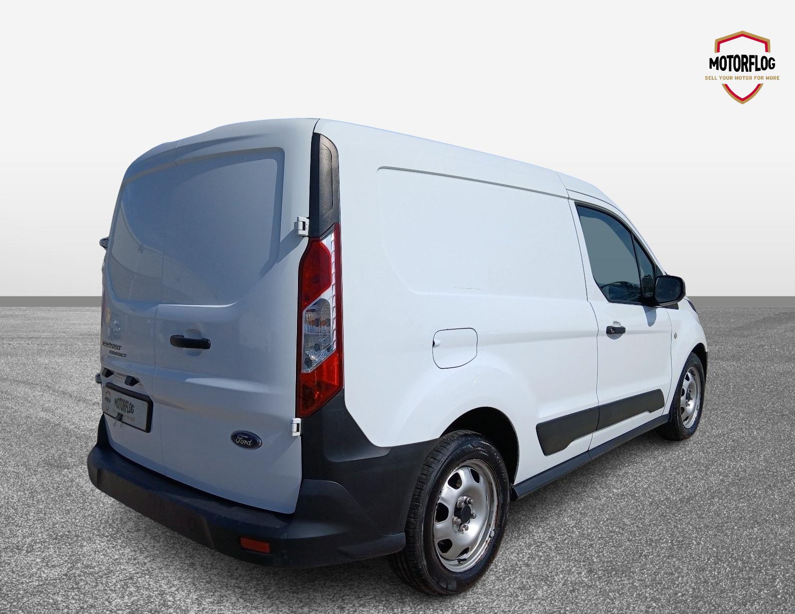 Ford Transit Connect 220 Leader Ecoblue - Image 4
