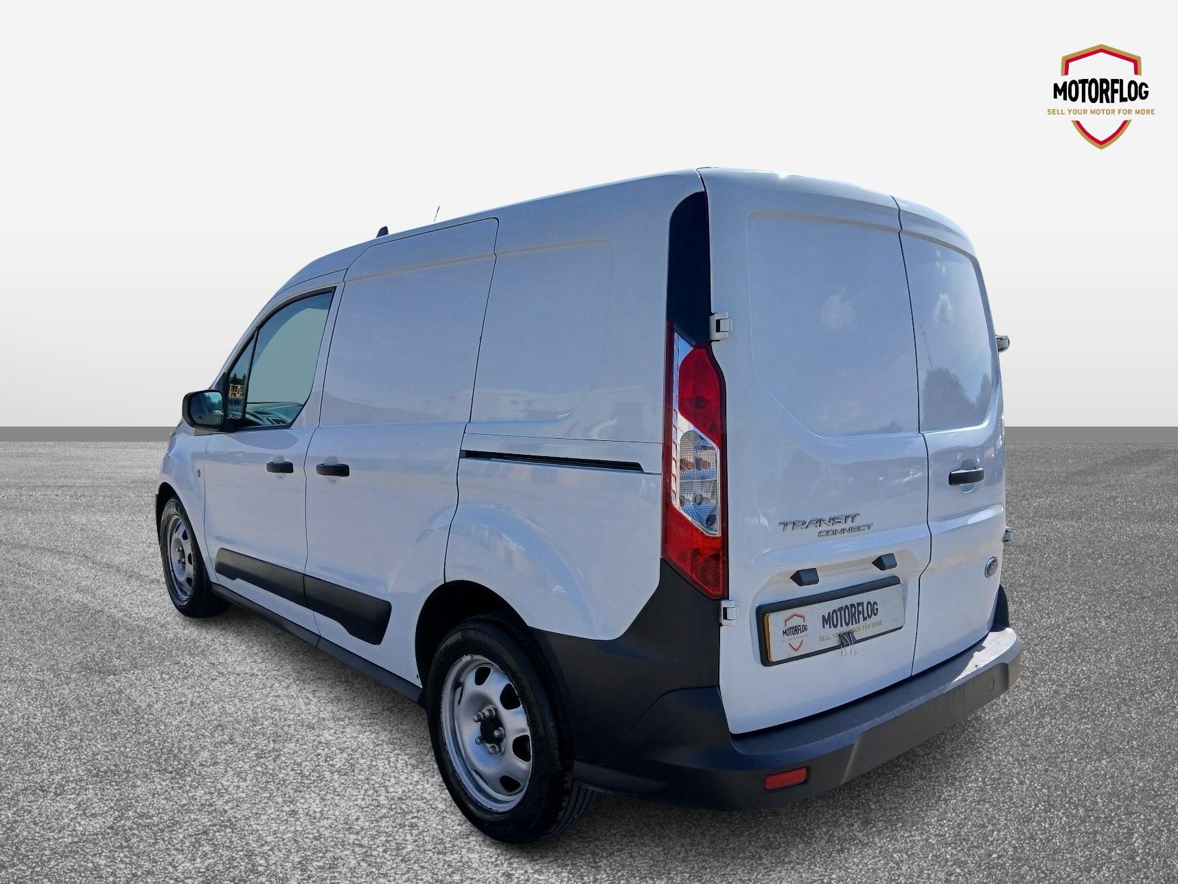 Ford Transit Connect 220 Leader Ecoblue - Image 2