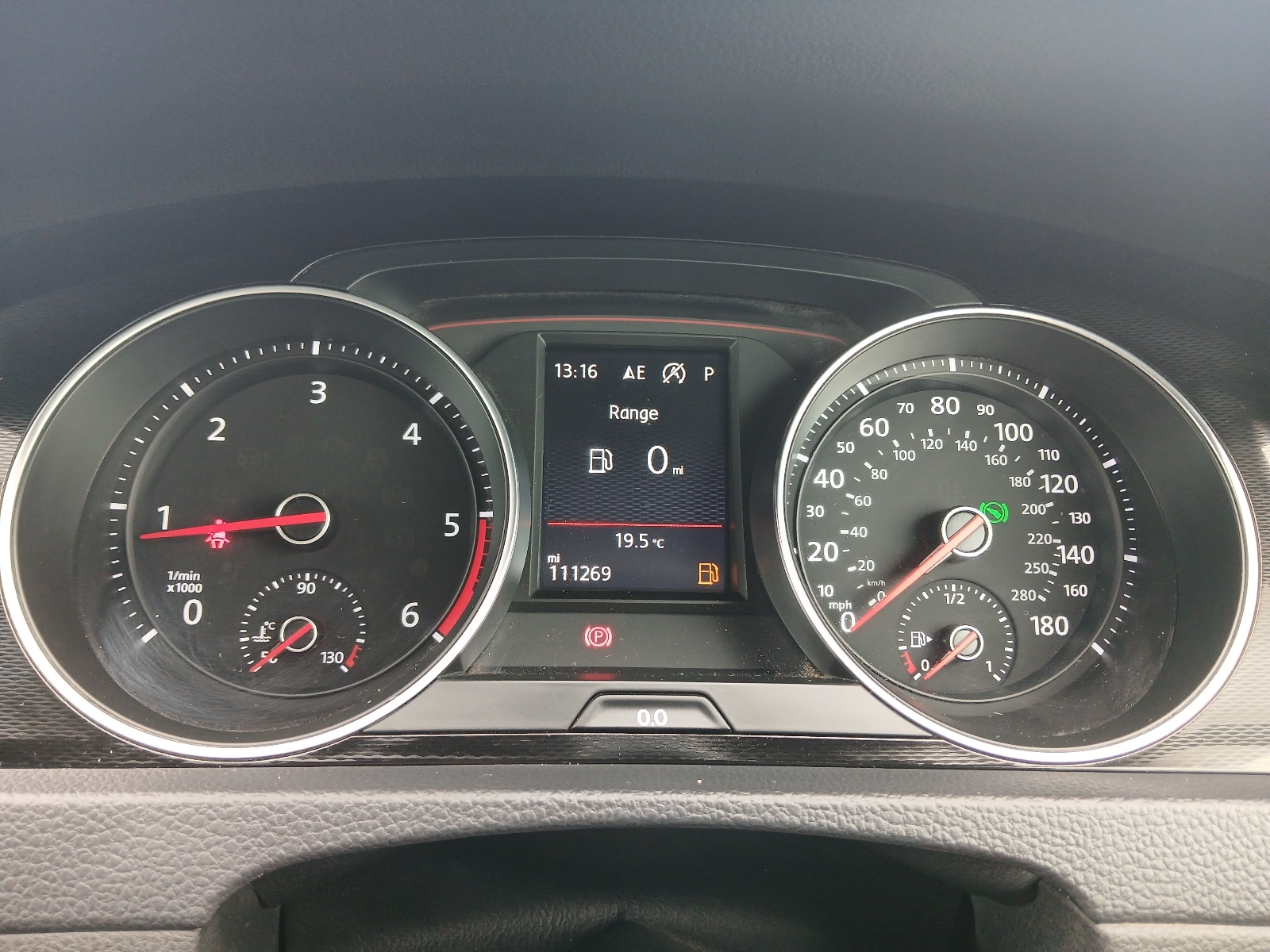 Volkswagen Golf GTD Semi-auto - Image 8