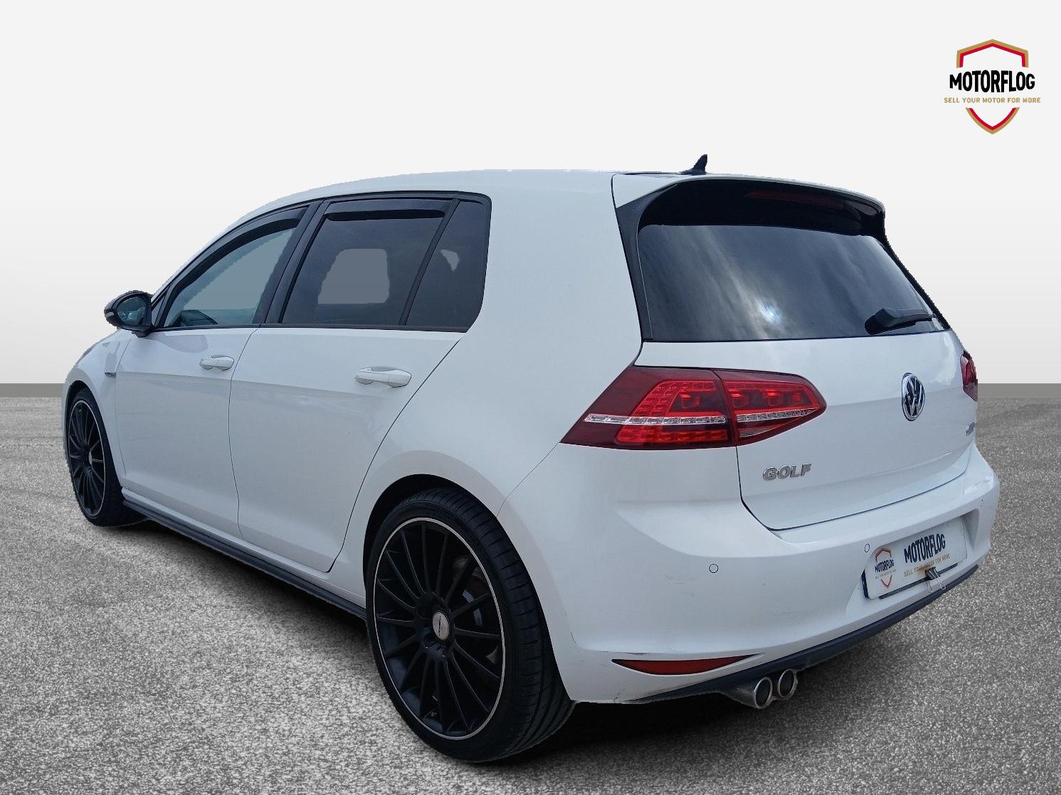 Volkswagen Golf GTD Semi-auto - Image 3