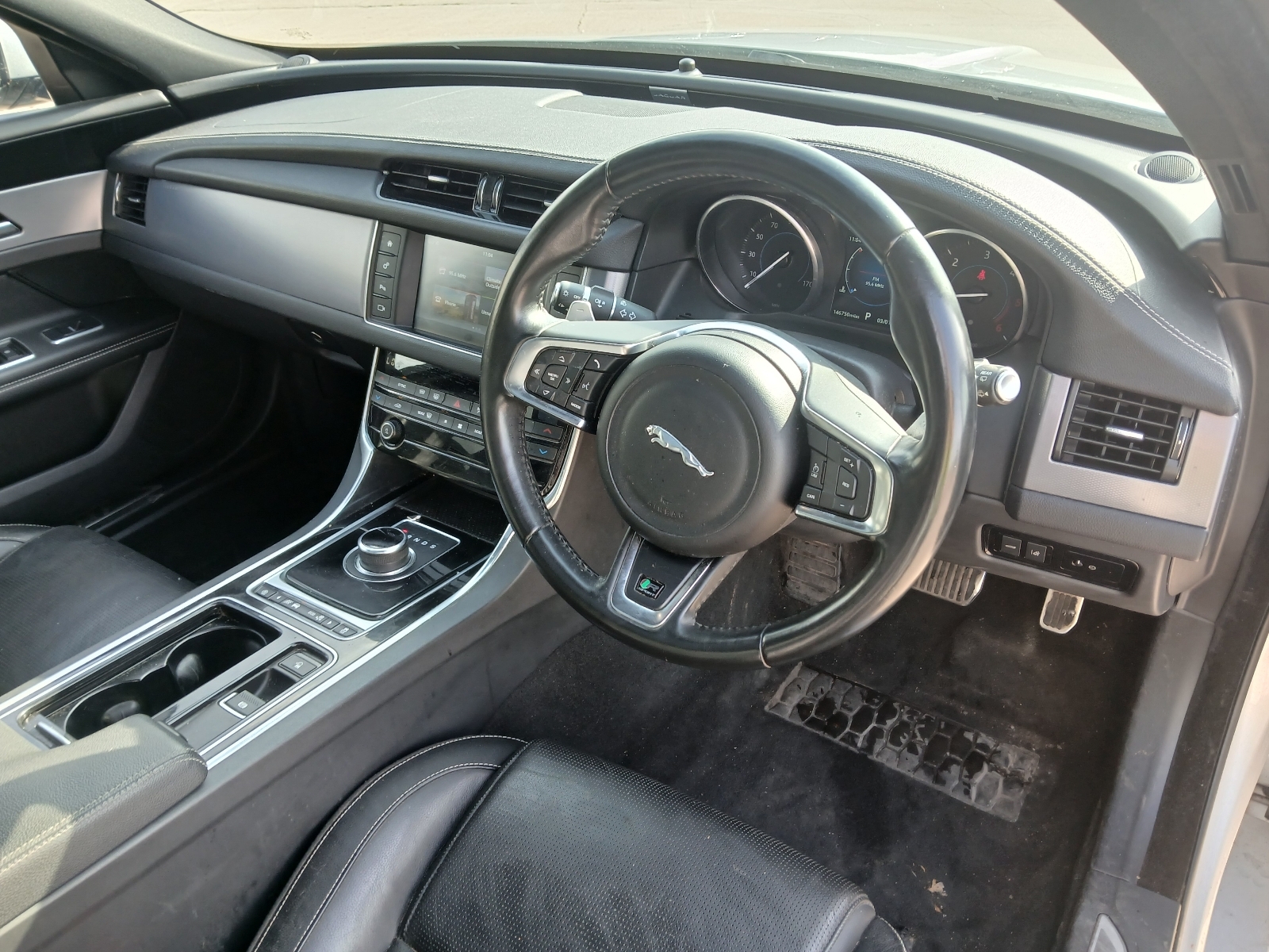 Jaguar Xf R-sport D Auto - Image 10