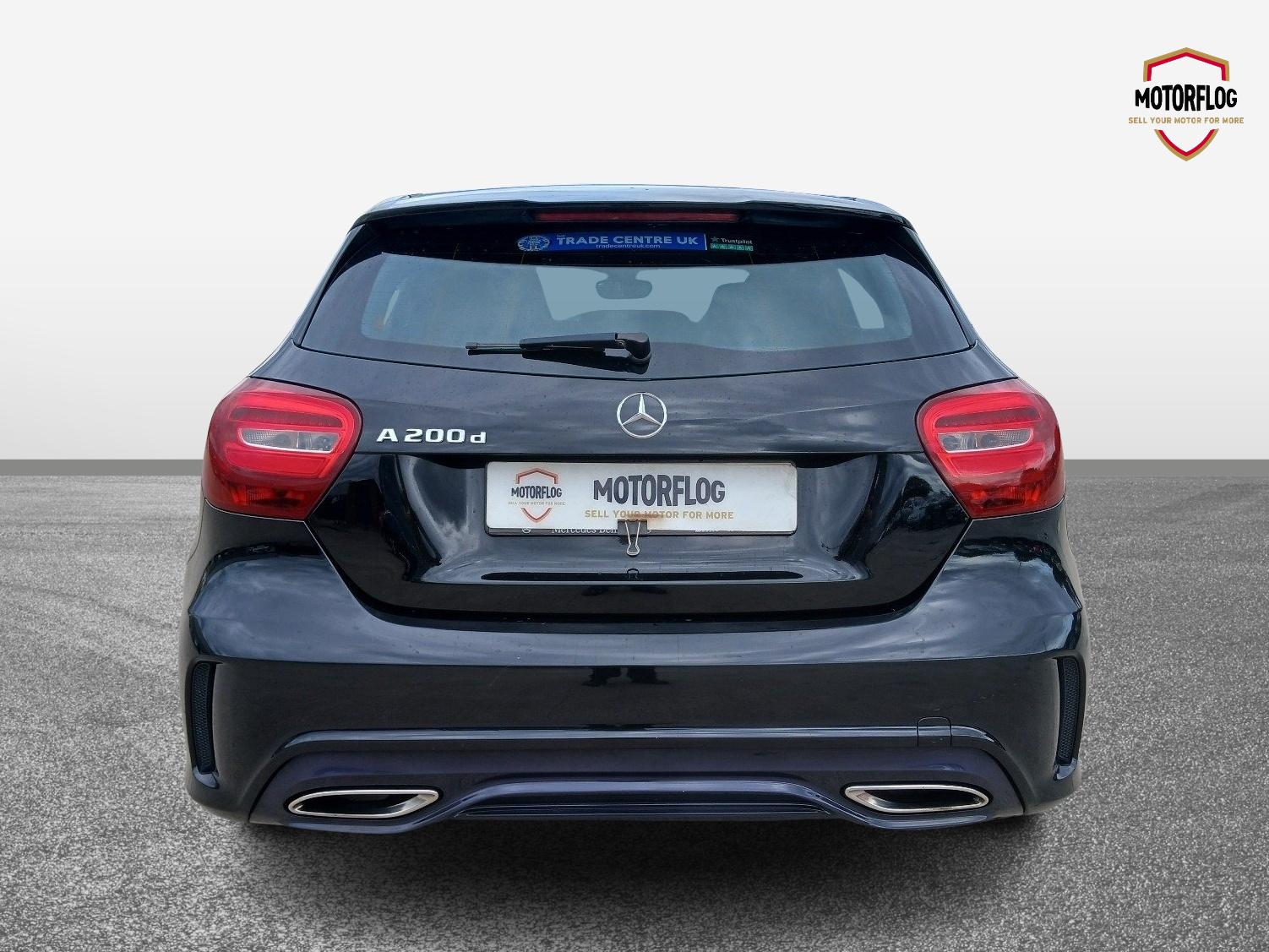 Mercedes-Benz A 200 D AMG Line - Image 4
