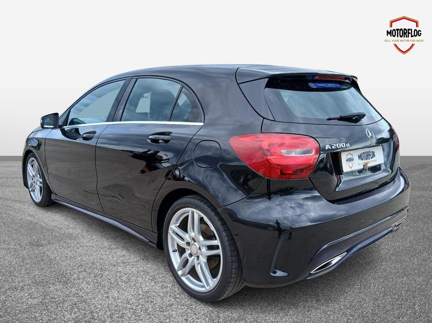 Mercedes-Benz A 200 D AMG Line - Image 5