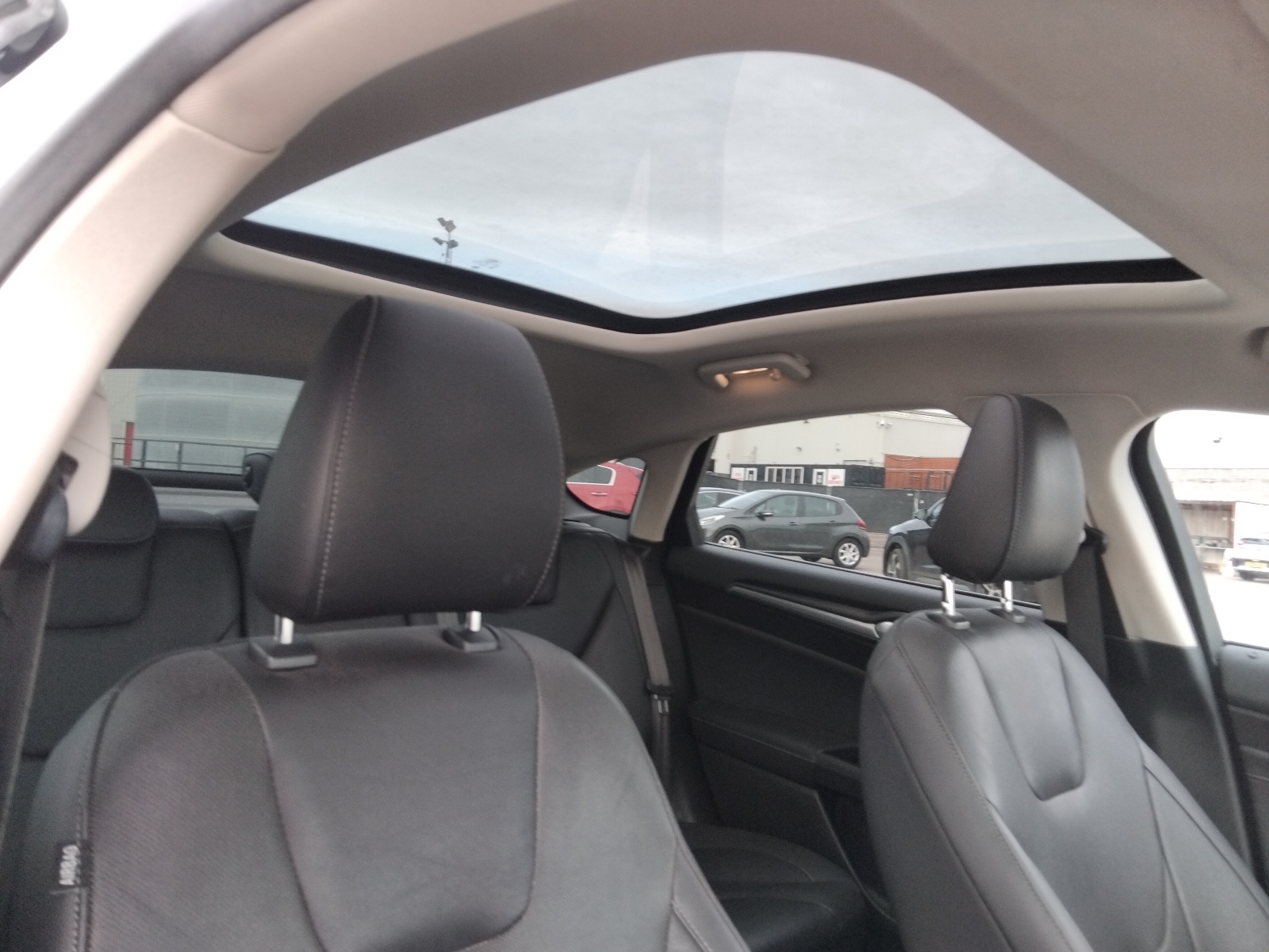 Ford Mondeo Titanium - Image 7