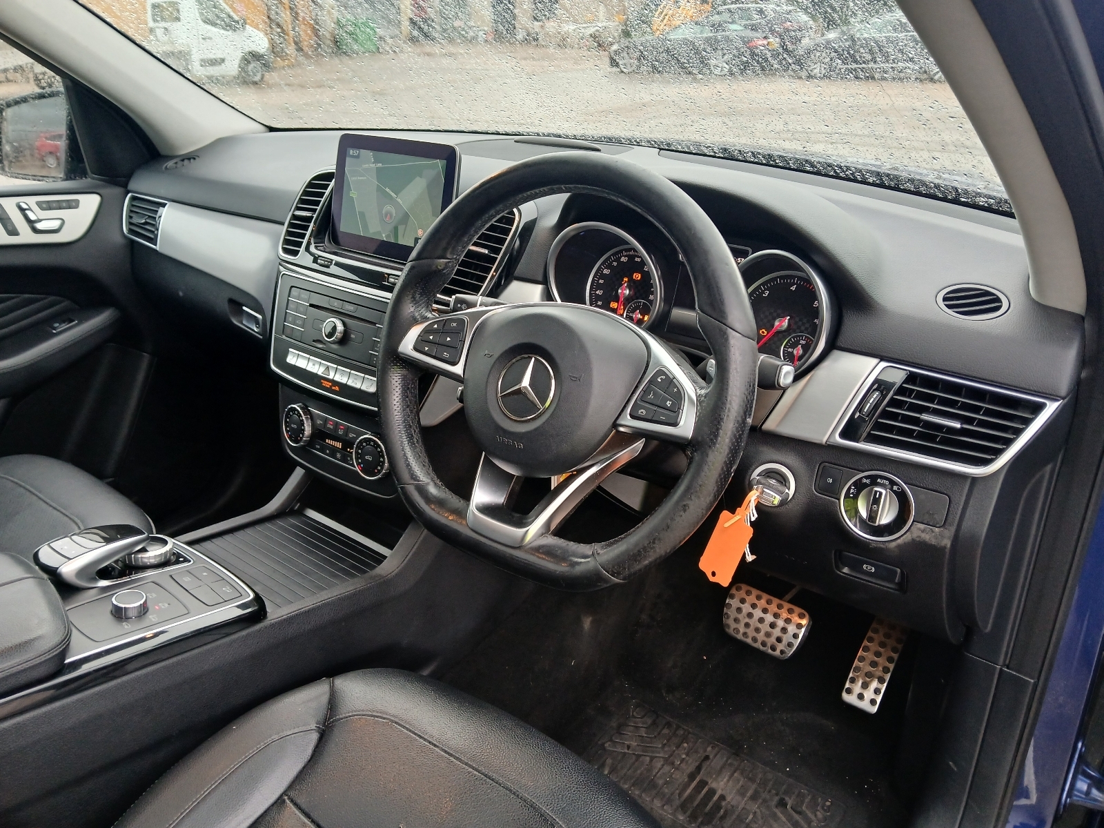 Mercedes-Benz Gle 250 D 4matic AMG Line Premium Auto - Image 8