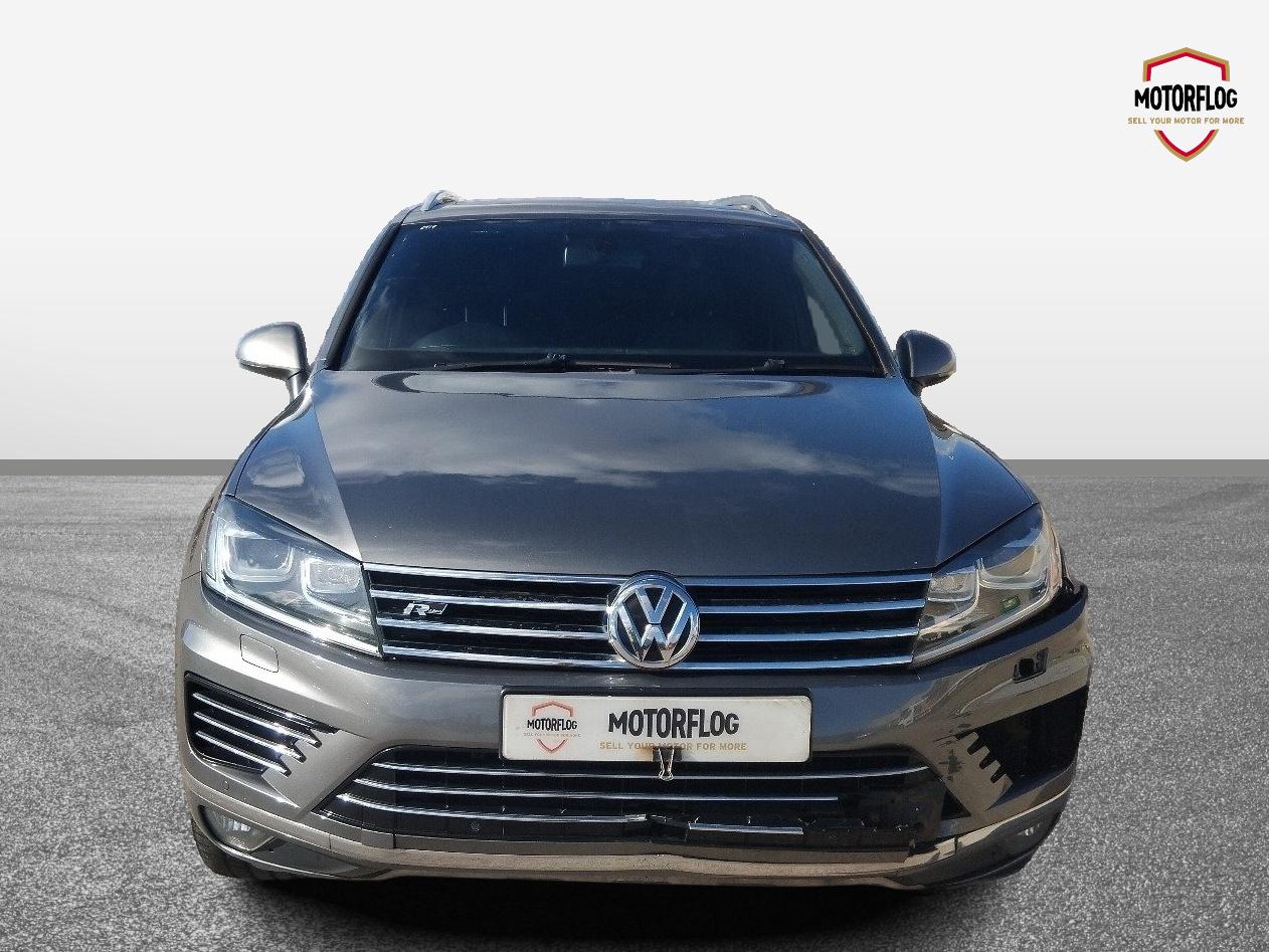 Volkswagen Touareg V6 R-line TDI Bluemotion Technology Auto - Image 5