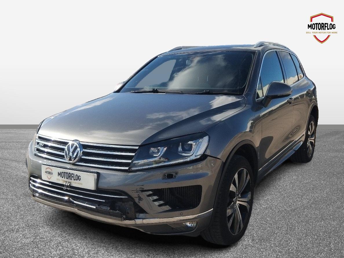 Volkswagen Touareg V6 R-line TDI Bluemotion Technology Auto - Image 3