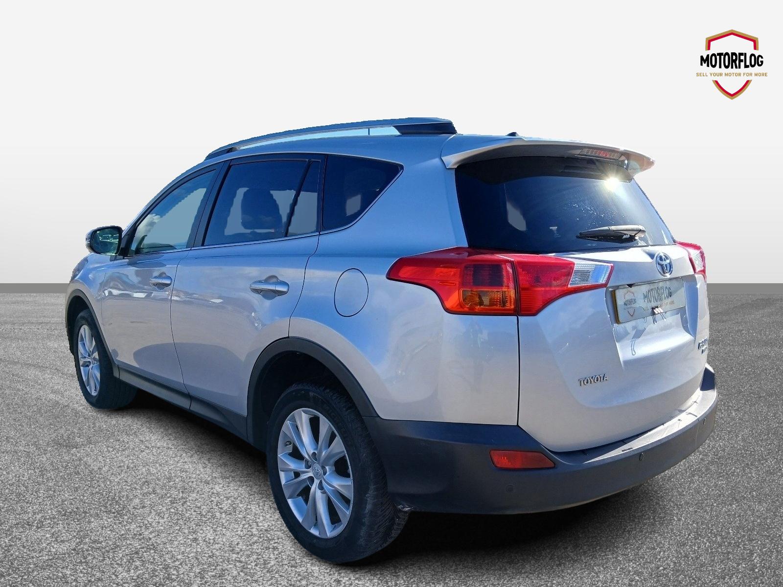 Toyota Rav4 Invincible D-4d Auto - Image 2