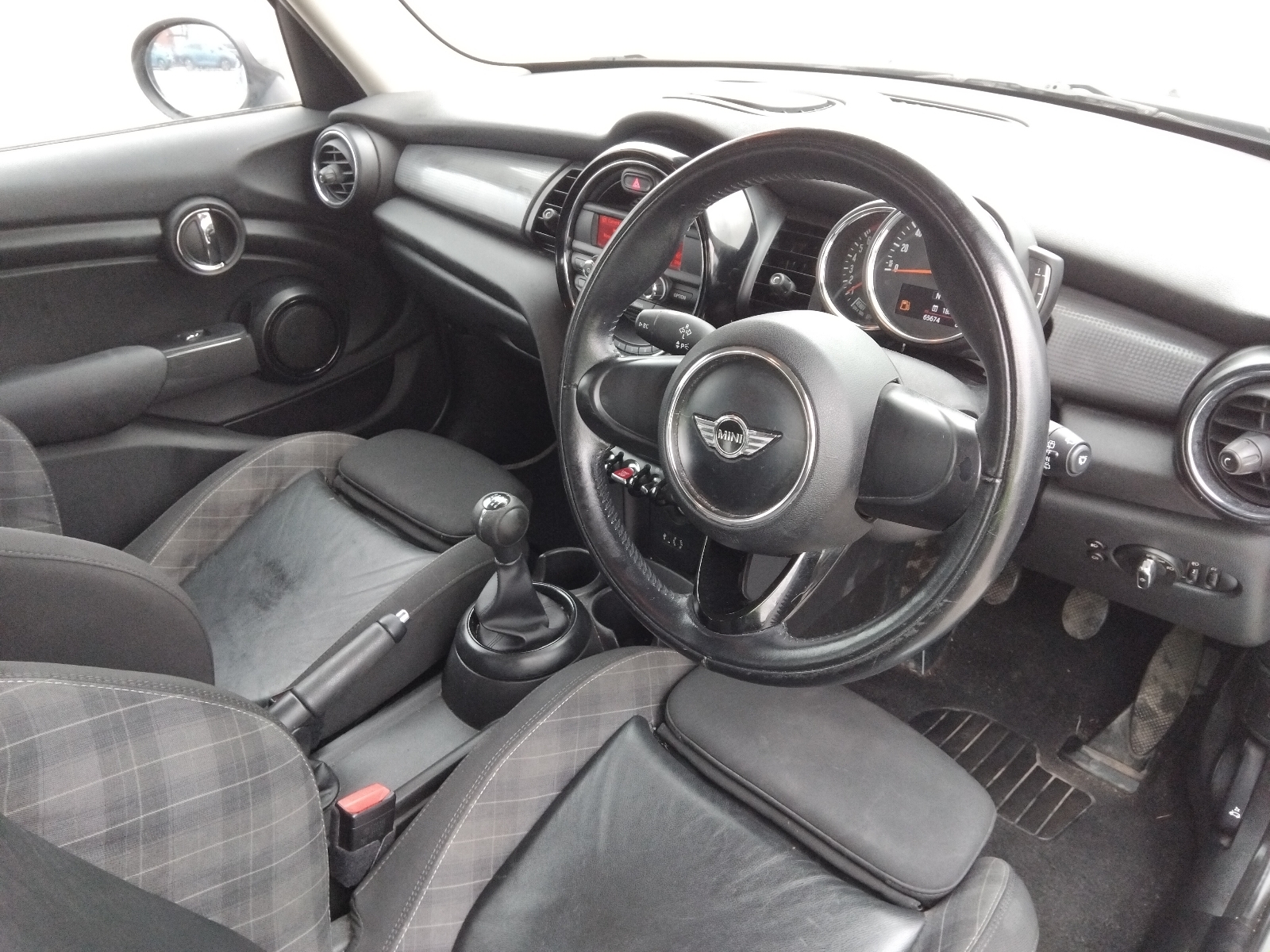 Mini Cooper - Image 8
