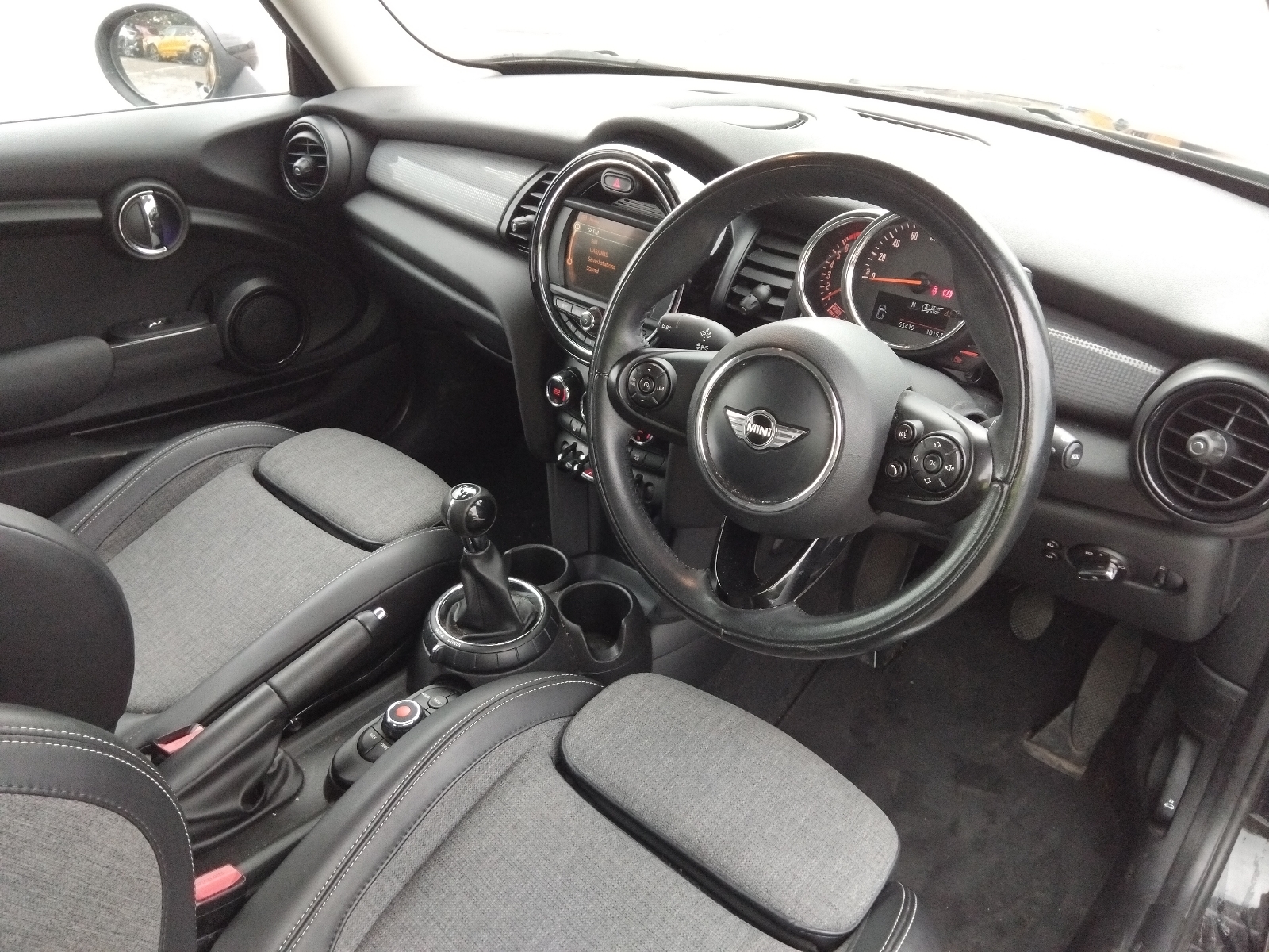 Mini Cooper - Image 9